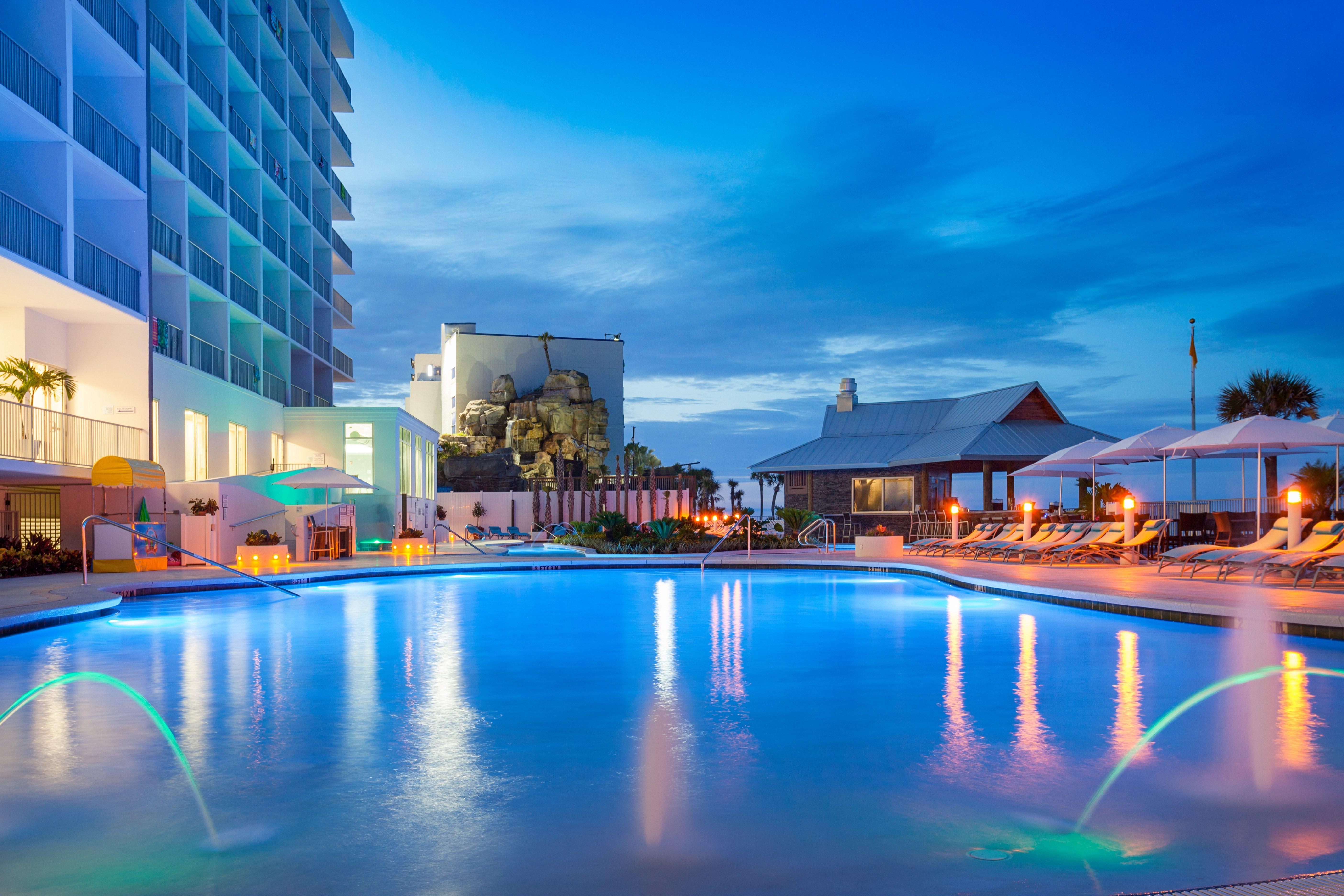 Holiday Inn Express & Suites Panama City Beach Beachfront By Ihg Экстерьер фото